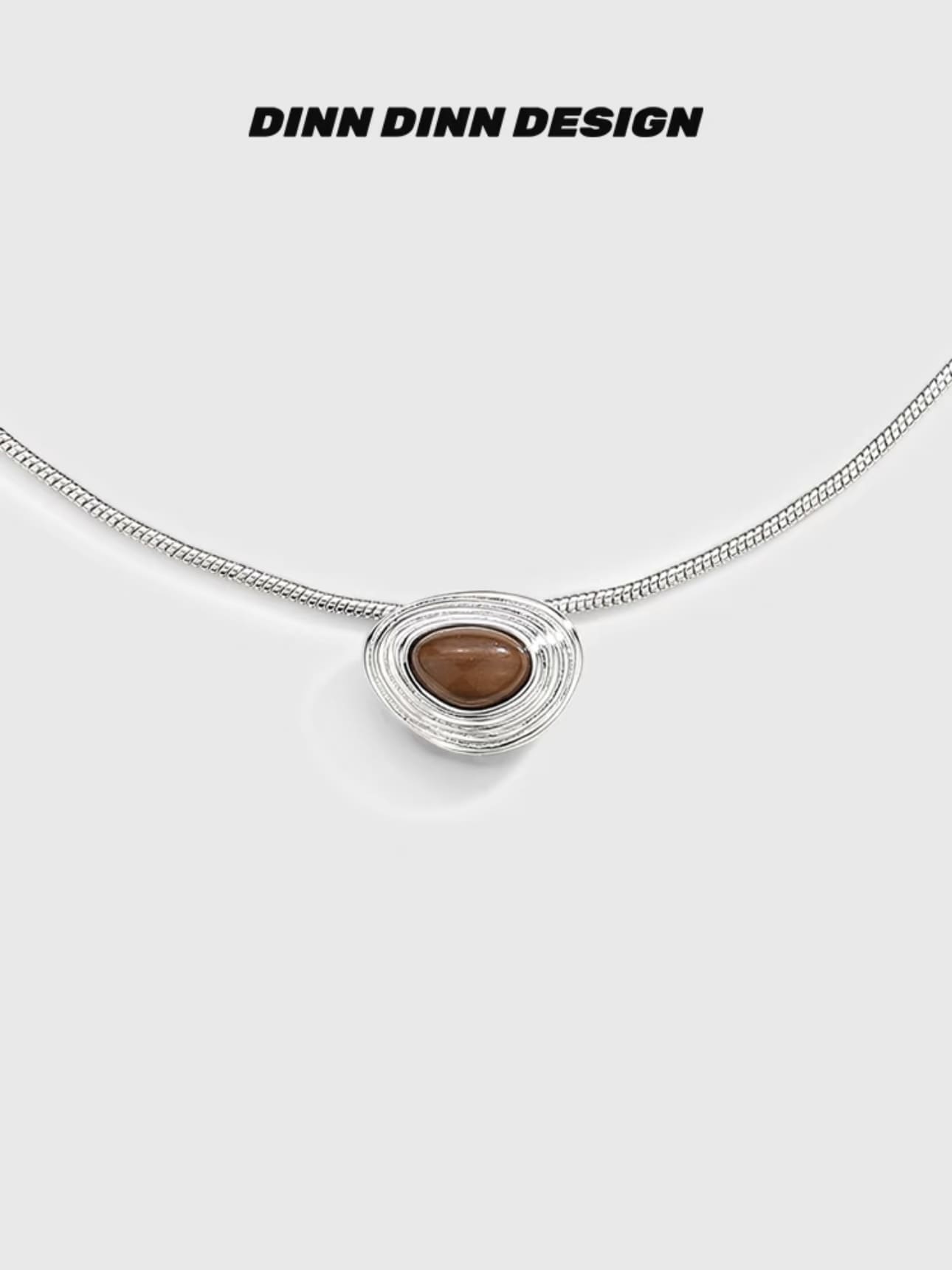 pendant-silver-tone-necklace