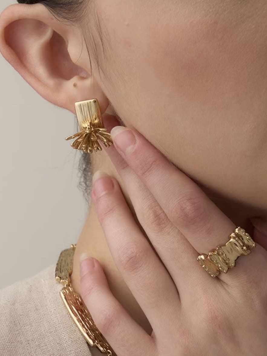 Lyra Firework Gold Earrings
