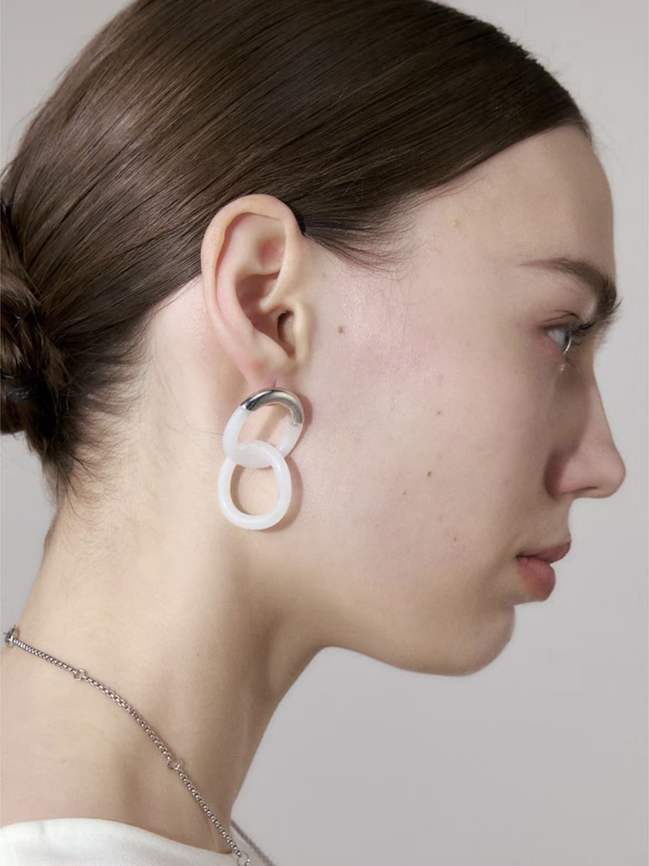 bold-earrings