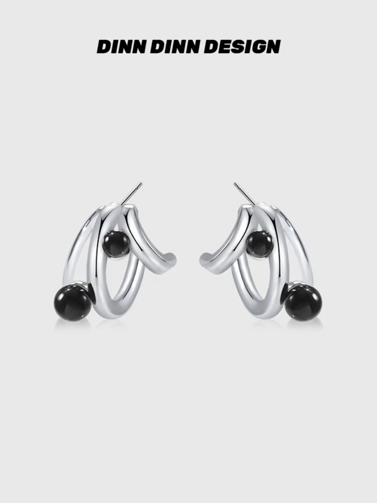 black-stone-earrings