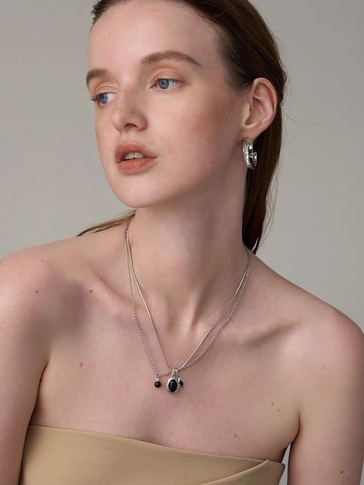 black-onyx-necklace