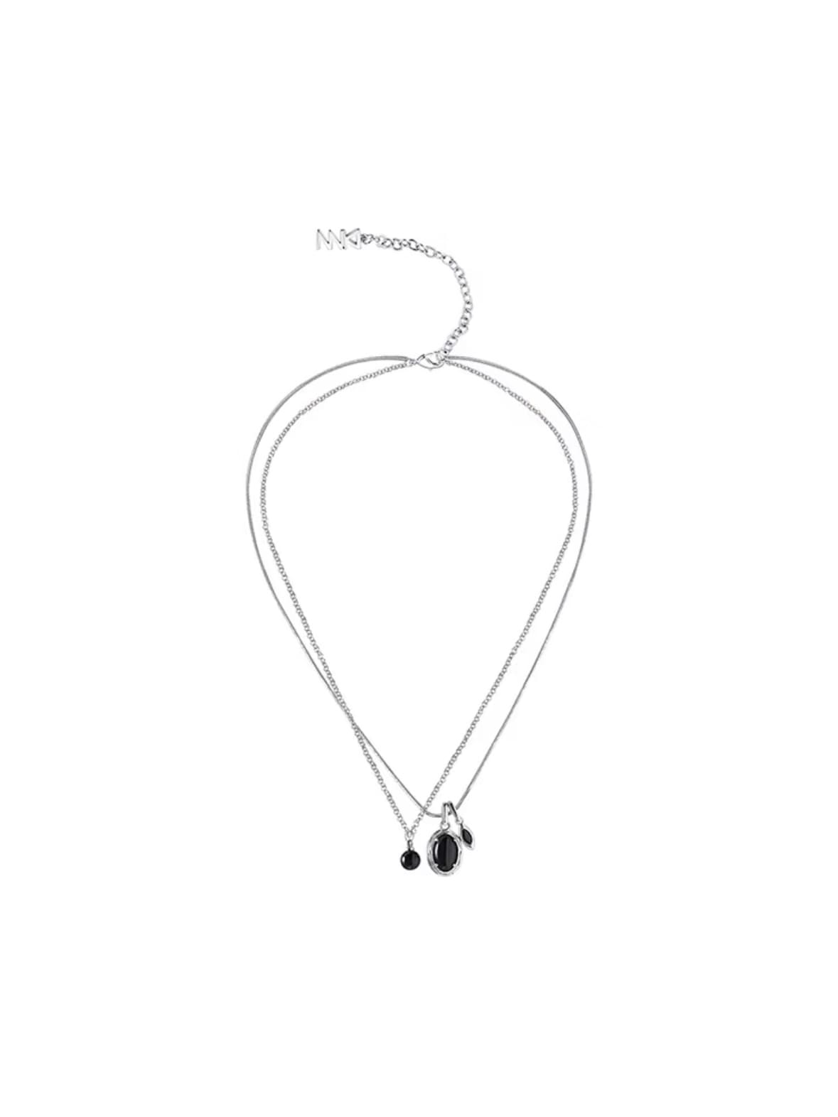 handcrafted-necklace-elegant-jewelry