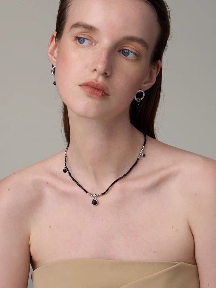 platinum-plated-necklace