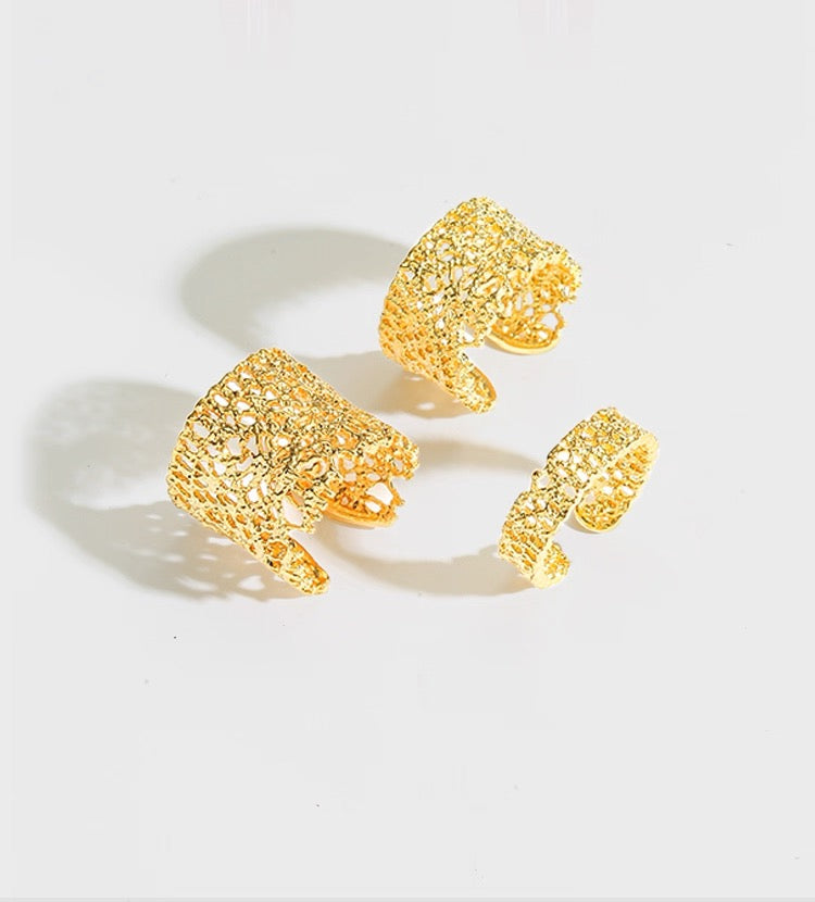 gold-open-ring