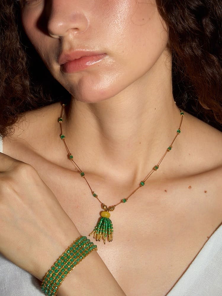 beaded-statement-necklace
