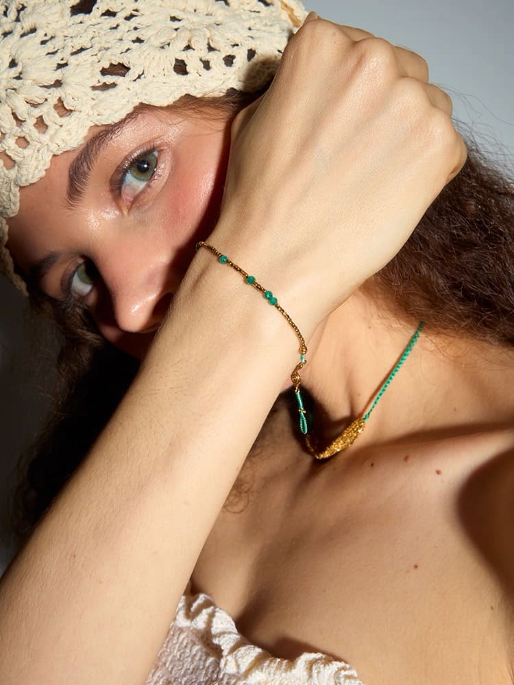 green-beaded-bracelet
