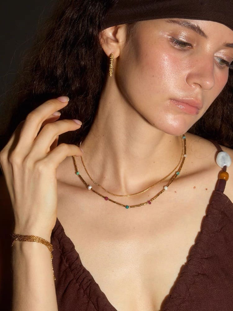layered-necklace