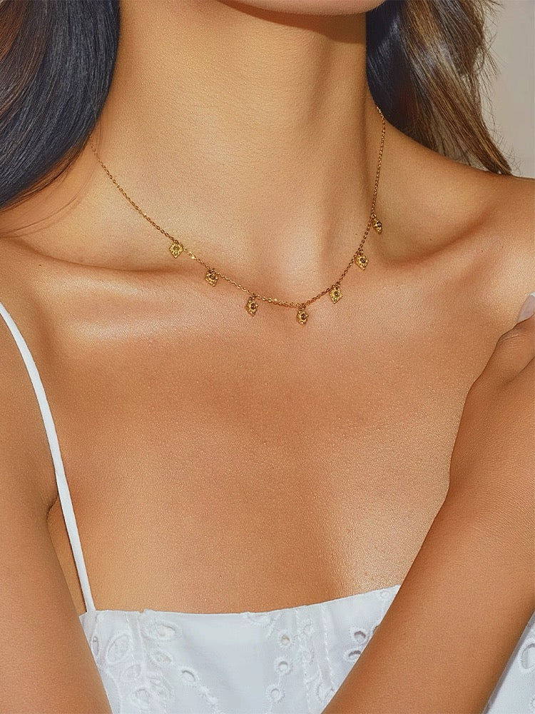  MaPsyché,-textured-gold-retro-necklace