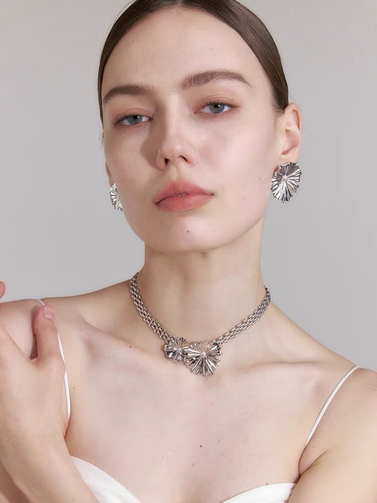 Florensa Asymmetric Blossom Jewelry Set - Earrings + Necklace