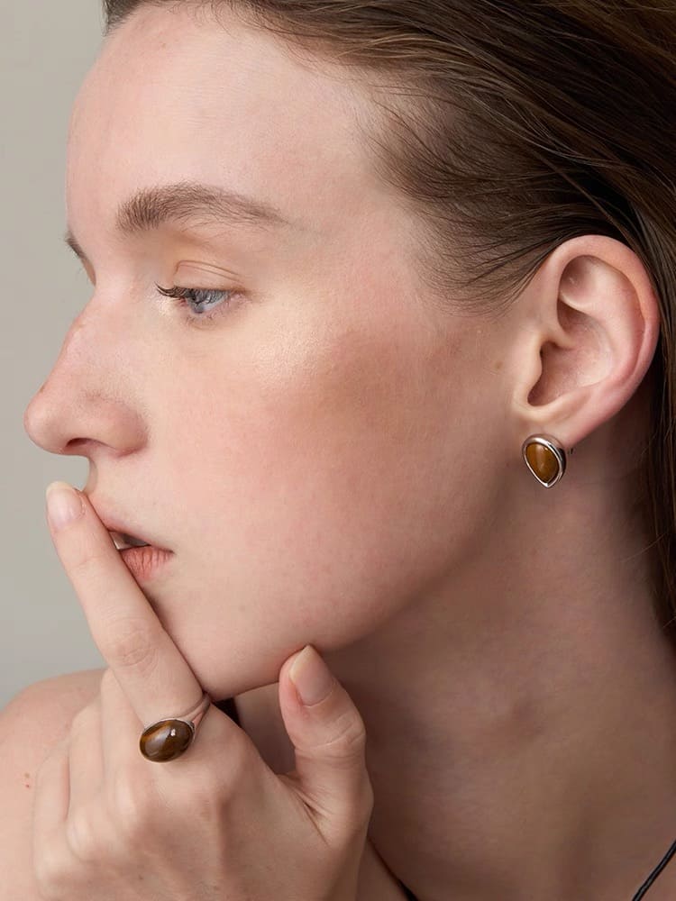 teardrop-earrings