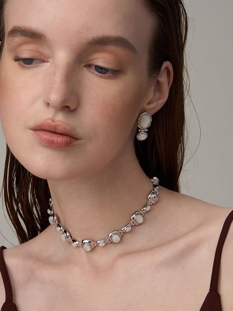 minimalist-earrings-elegant-jewelry